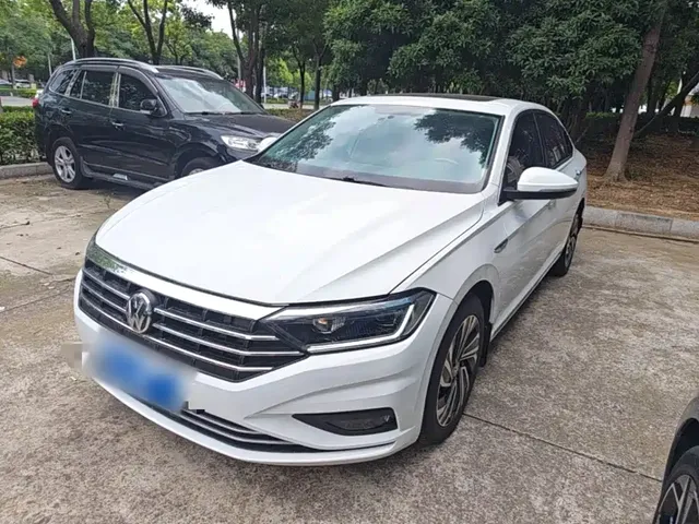 Volkswagen Sagitar 2021 200TSI DSG Surpassing Edition
