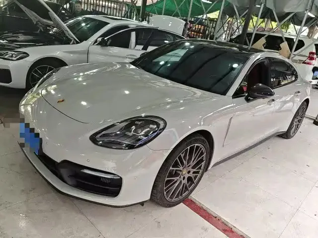 Porsche Panamera 2023 Facelift Panamera 4 Executive Long Wheelbase Platinum Edition 2.9T
