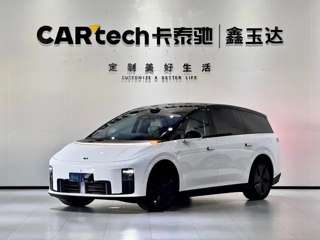 Li Auto Li i8 2025 Standard Edition