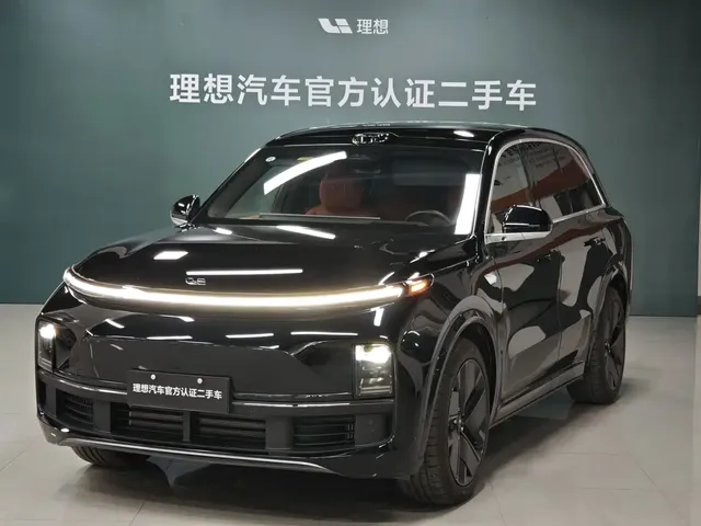 Li Auto Li L8 2025 Ultra Smart Renewal Edition