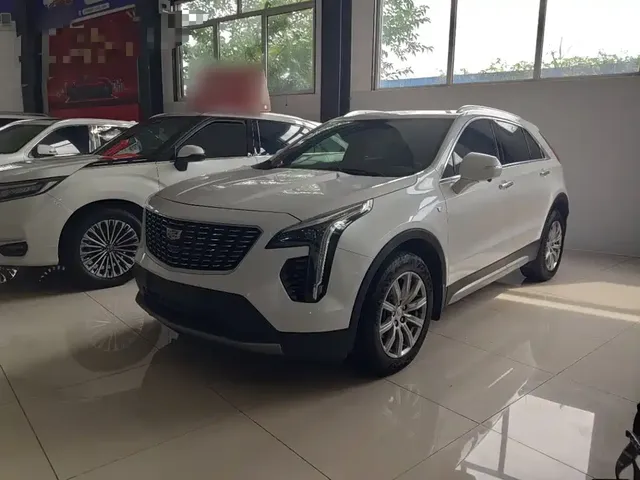 Cadillac XT4 2021 28T FWD Premium Edition