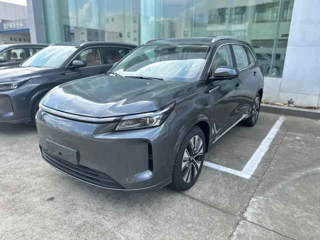 Landian E5 PLUS 2026 165km Long Range First Edition Ultra 7-Seater