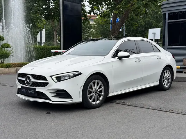 Mercedes-Benz A-Class 2021 A 200 L Sport Sedan Fashion Edition