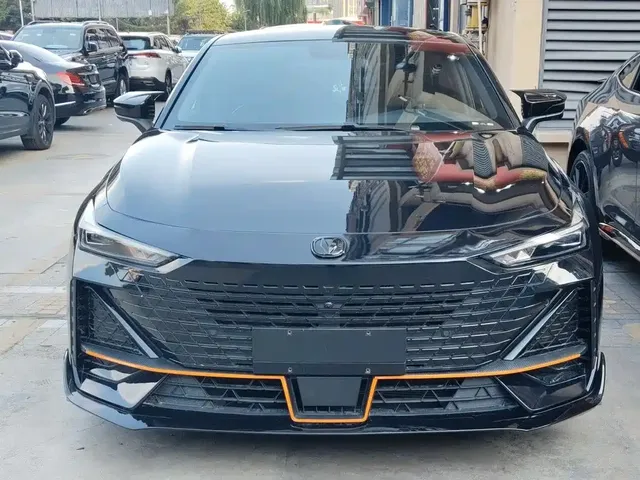 Changan UNI-V 2022 1.5T Sport Edition