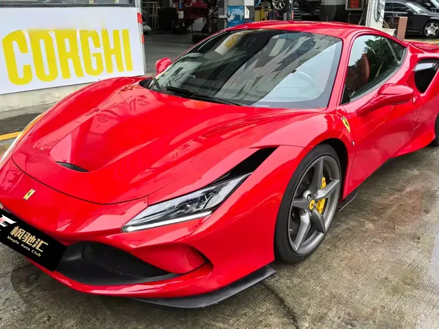 Ferrari F8 2019 Tributo 3.9T V8
