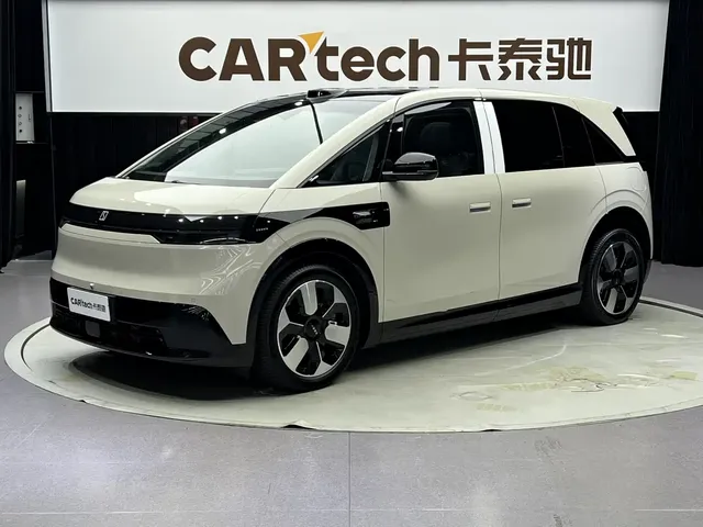ZEEKR MIX 2025 Smart Driving Edition