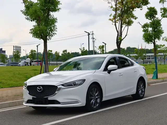 Mazda Atenza 2020 2.0L Skyactiv Luxury