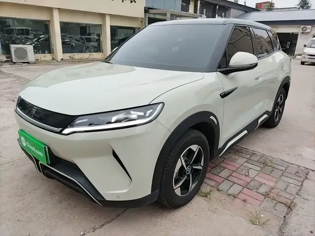 BYD Yuan UP 2024 401KM Leading Edition
