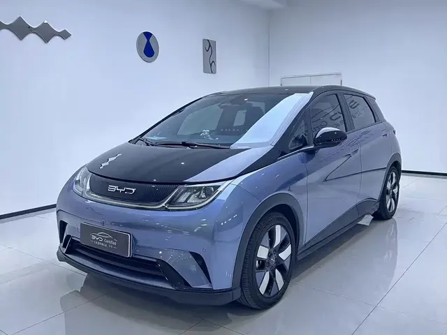 BYD Dolphin 2023 420km Fashion Edition