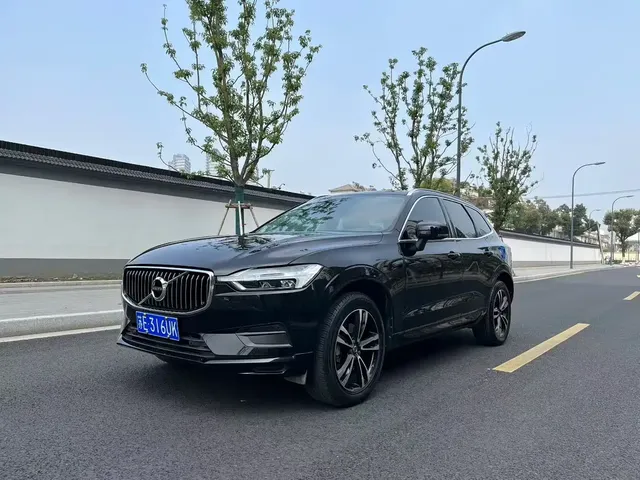 Volvo XC60 2019 T5 4WD Intelligent Distance China VI