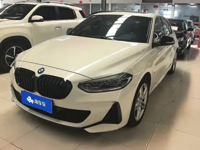 BMW 1 Series 2021 120i M Sport Shadow Edition