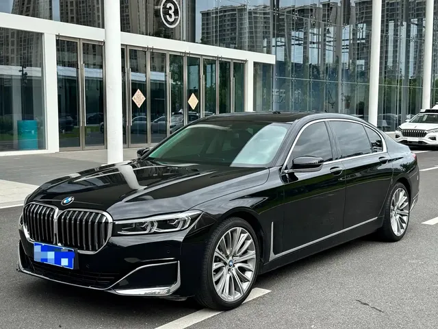 BMW 7 Series 2019 Facelift 740Li Leading Luxury Package