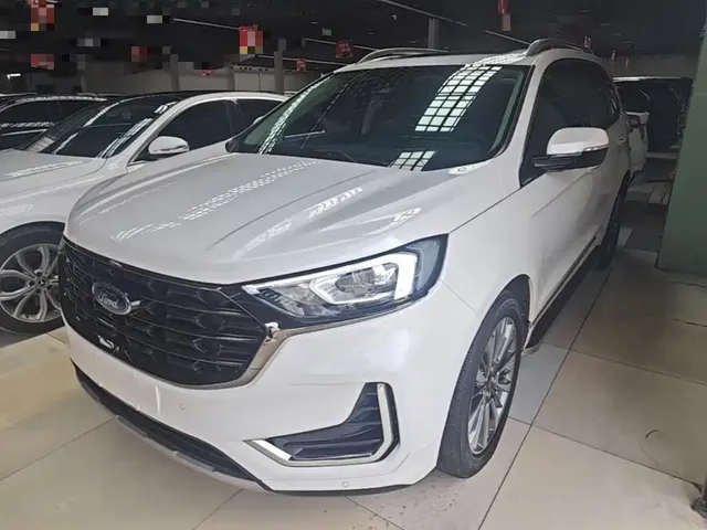 Ford Edge 2021 PLUS EcoBoost 245 FWD Luxury Sharp 7-seater