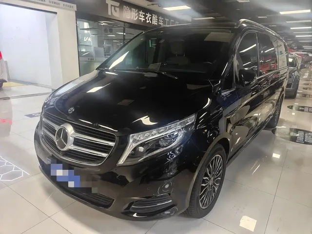 Mercedes-Benz V-Class 2018 V 260 L Premium Long Wheelbase Edition China VI