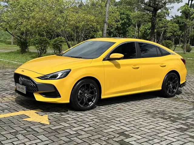 MG 5 2021 Model 300TGI DCT Youth Luxury Flagship