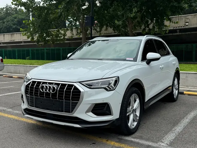 Audi Q3 2022 35 TFSI Fashion Elegance