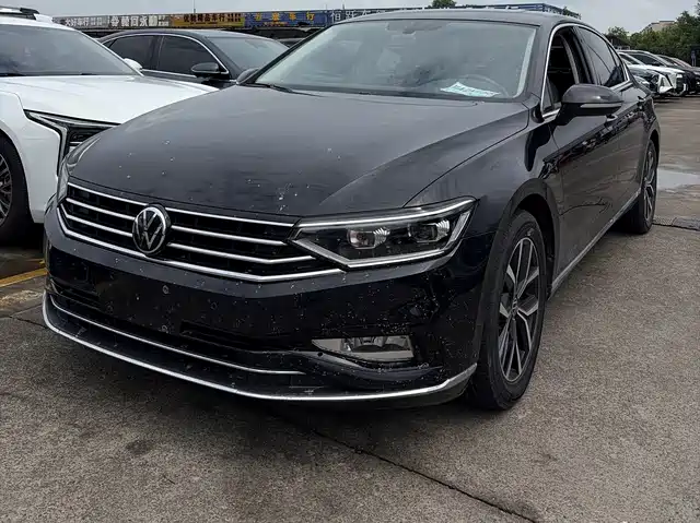 Volkswagen Magotan 2023 2 Million Units Commemorative Edition 280TSI DSG Comfort