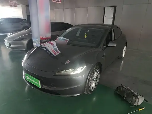 Tesla Model 3 2023 Long Range All-Wheel Drive