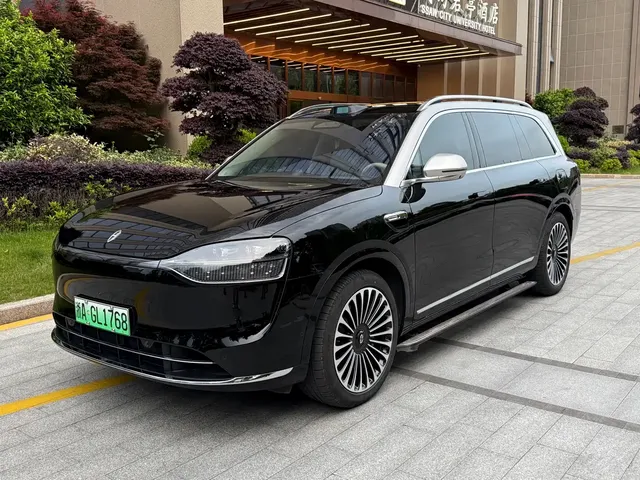AITO Wenjie AITO M9 2025 Extended Range Ultra 52kWh 6-Seater