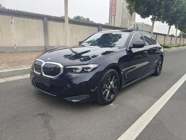 BMW i3 2024 eDrive 35 L