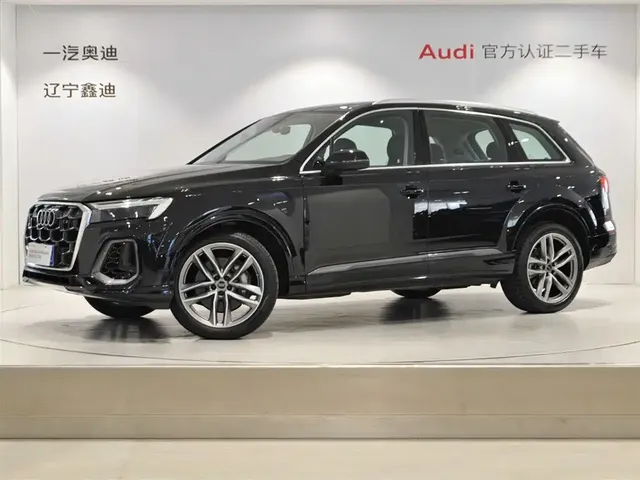 Audi Q7 2024 55 TFSI quattro S line Sport