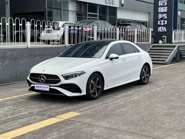 Mercedes-Benz A-Class 2024 A 200 L Fashion Edition