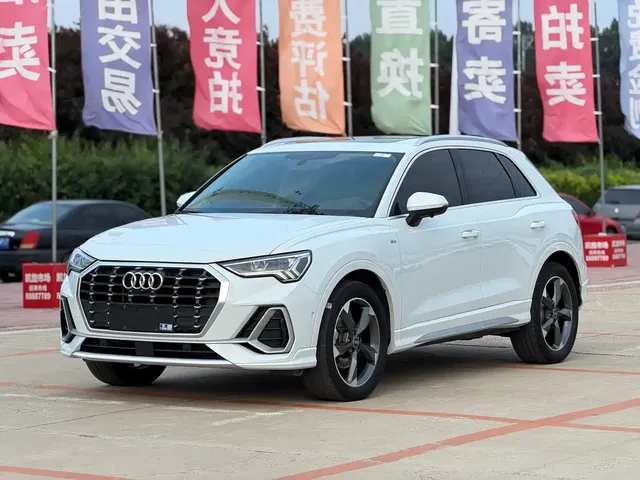 Audi Q3 2022 35 TFSI Fashion Dynamic