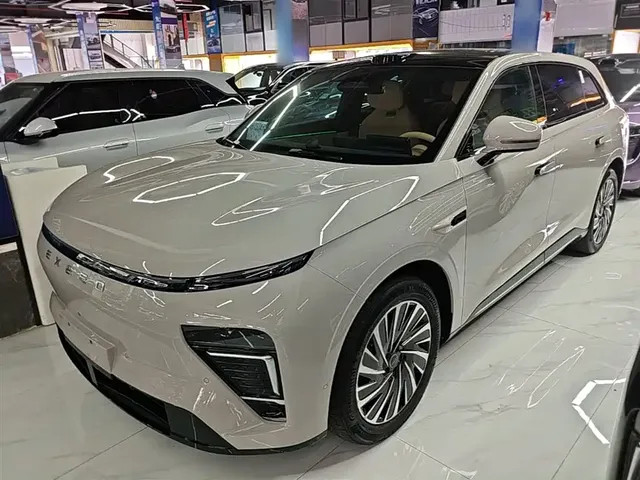 Exeed Exlantix ET 2024 Extended Range 240 Ultra AWD