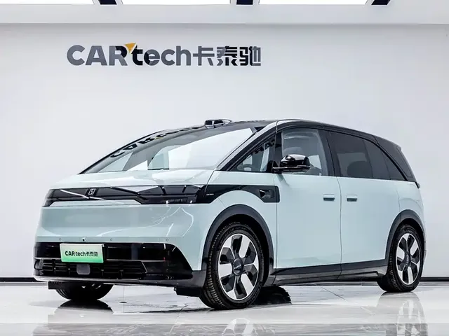ZEEKR MIX 2025 Smart Driving Edition