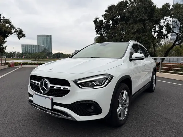 Mercedes-Benz GLA 2023 GLA 200