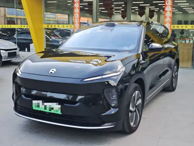 NIO ES8 2023 75kWh