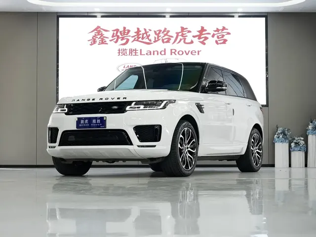 Land Rover Range Rover Sport 2021 3.0 L6 Gloss Black Edition