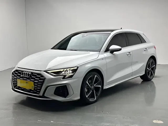 Audi A3 2024 Model Sportback 35 TFSI Fashion Sport