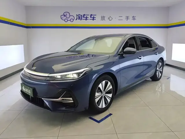 Geely Galaxy A7 2025 EM-i 150km Premium Edition