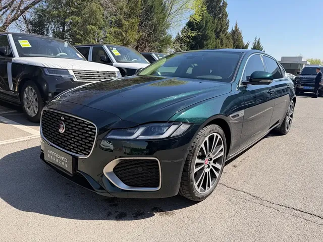 Jaguar XFL 2024 2.0T P250 2WD Premium Luxury