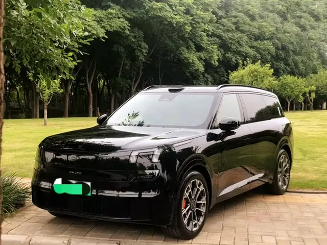 Lynk & Co 900 2025 1.5T Ultra