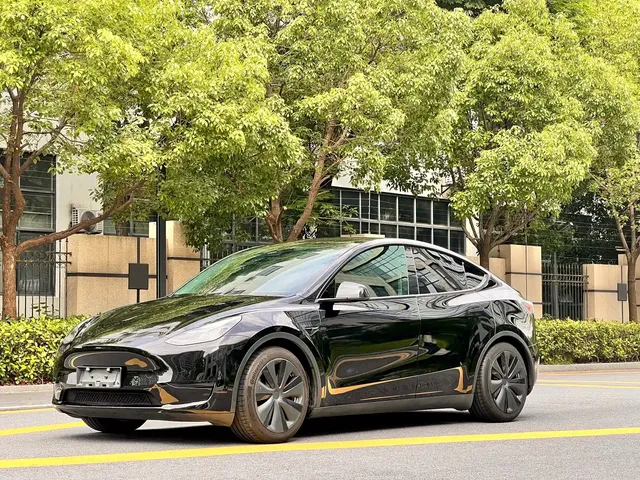Tesla Model Y 2022 Facelift Rear-Wheel Drive Version