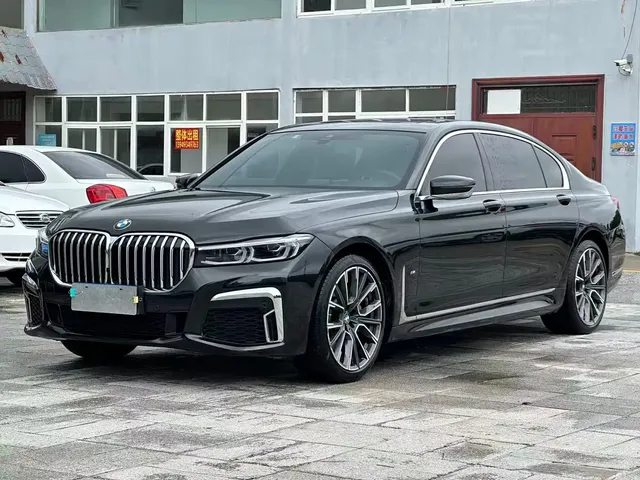 BMW 7 Series 2019 730Li M Sport Package