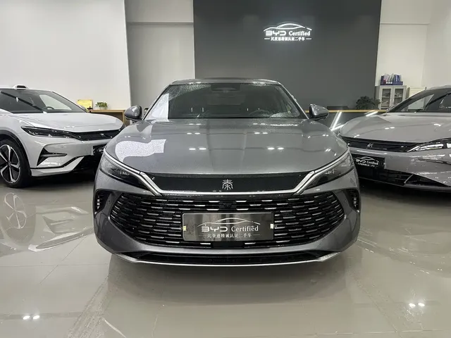 BYD Qin L 2025 DM-i Smart Drive Edition 120KM Surpassing