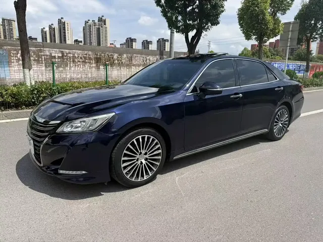 Toyota Crown 2018 2.0T Sport Edition