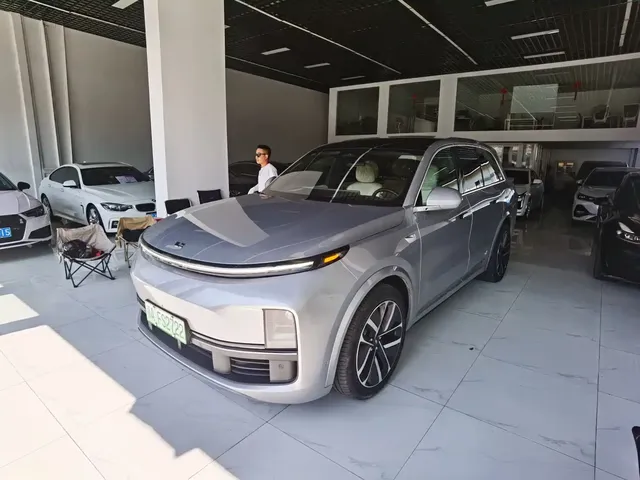 Li Auto Li L8 2023 Air