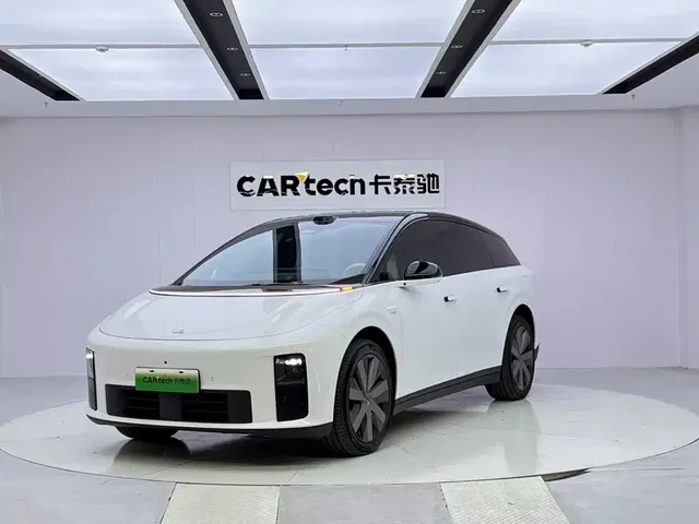 Li Auto i6 2025 4WD Base Model