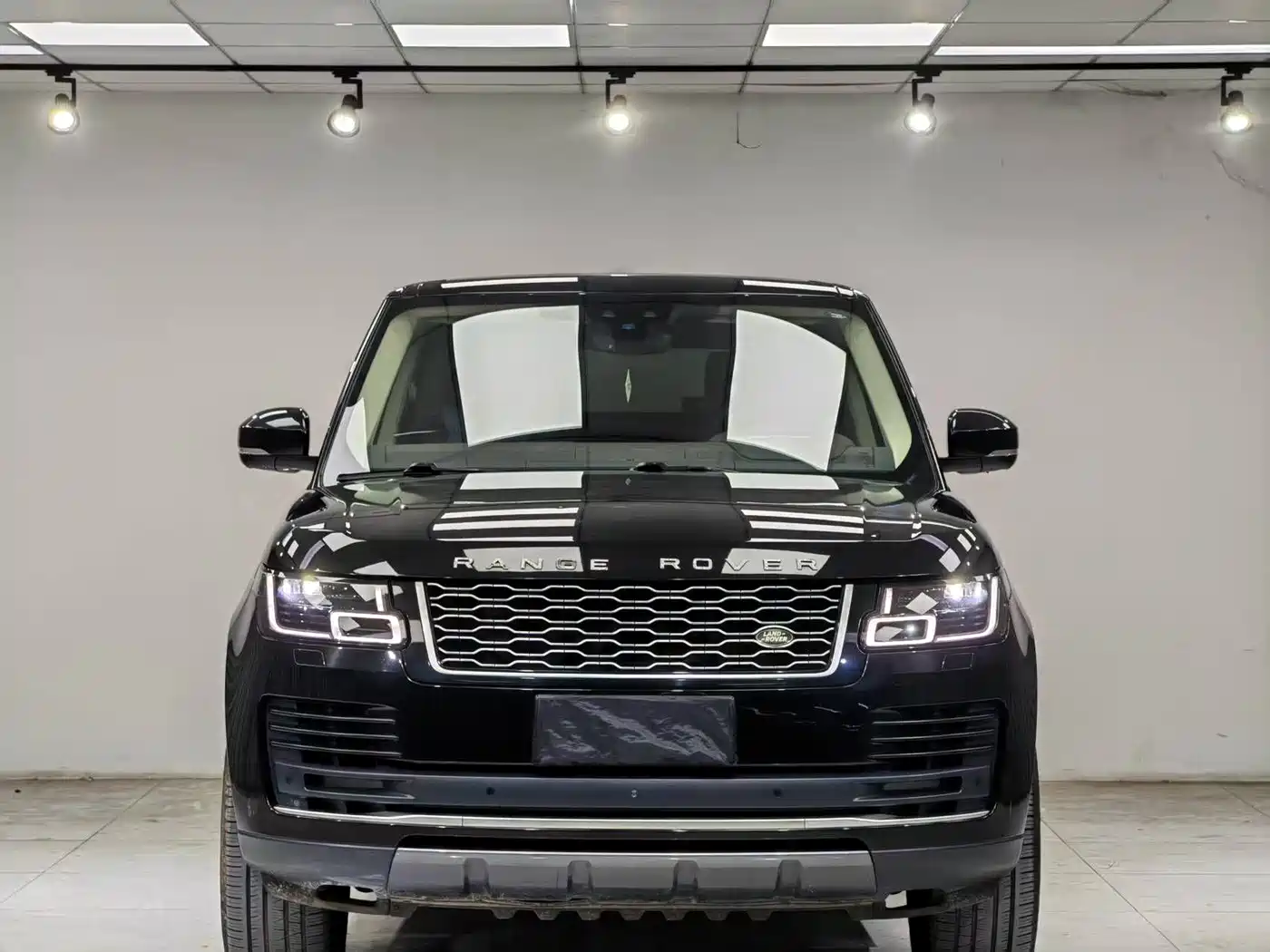 Land Rover Range Rover 2021 3.0 L6 Heritage Edition
