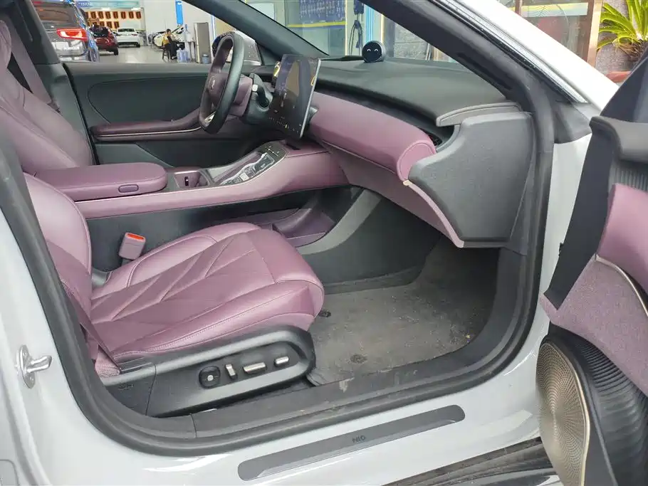 NIO ET5T 2025 75kWh Touring