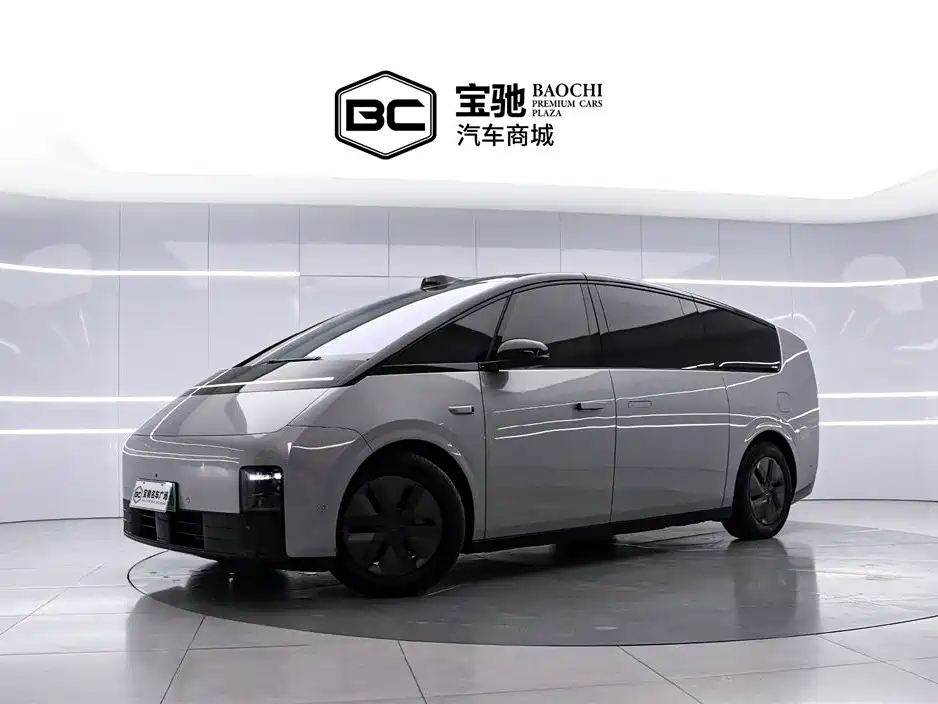 Li Auto MEGA 2024 Ultra
