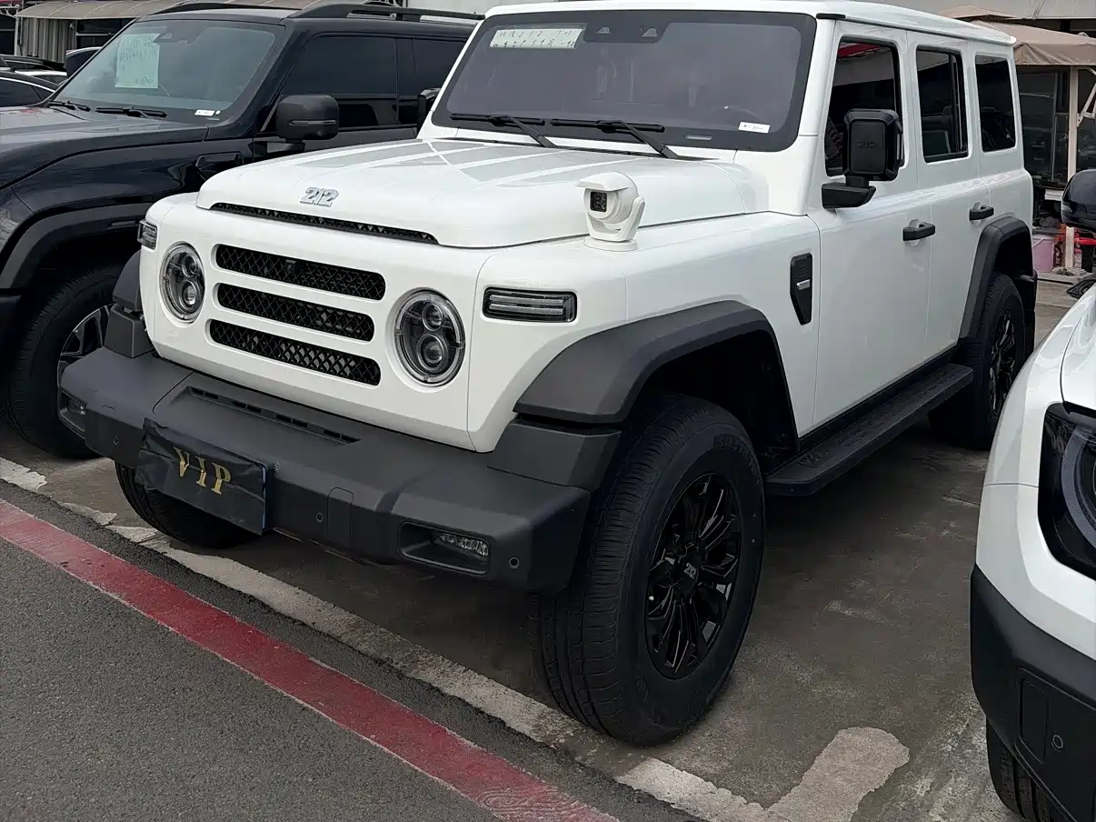 212 T01 2024 2.0T Explorer
