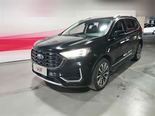 Ford Edge 2021 PLUS EcoBoost 245 FWD Luxury Sharp 7-seater