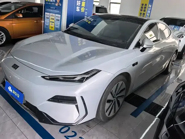 Geely Galaxy E8 2024 665km RWD Starship Voyager Edition