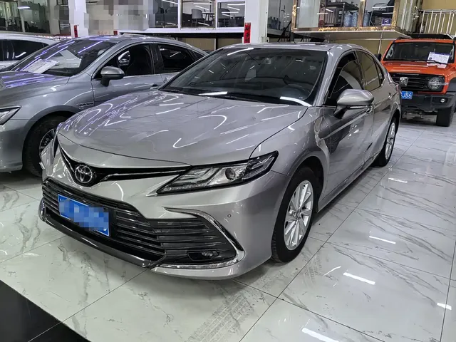 Toyota Camry 2023 2.0G Luxury Edition