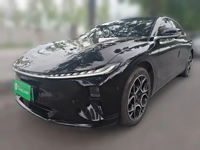 Changan Qiyuan A07 2025 Blue Whale Pure Electric 625 Flagship